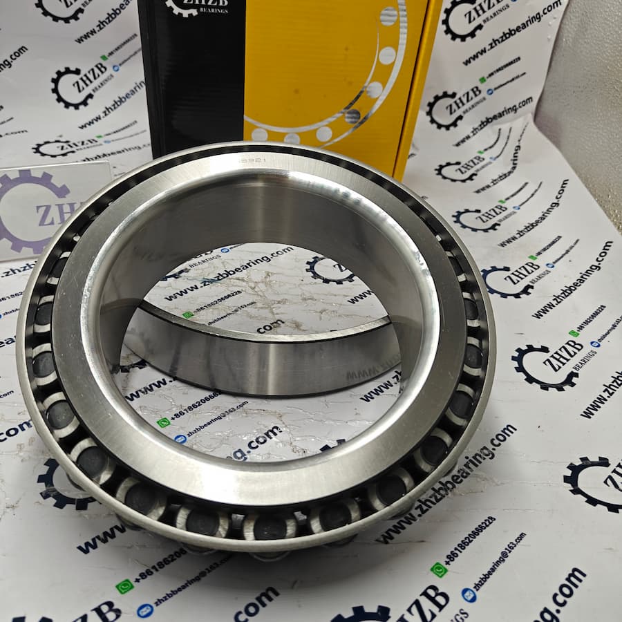Tapered roller bearing 11035921