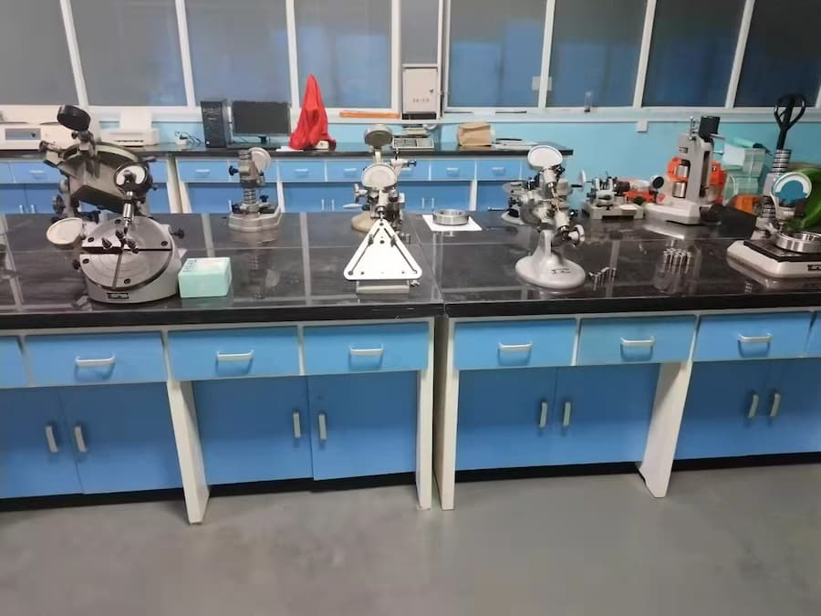 Bearing Inspection Instruments (for Metrology Laboratories) — Profile and Roughness Tester